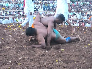 ಜನಮನ ಸೆಳೆದ ಜಂಗಿ ನಿಕಾಲಿ ಕುಸ್ತಿ: ಹರಿದು ಬಂದ ಅಪಾರ ಜನಸಾಗರ.., | Kannada Prabha