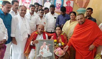 ಗುರುಮಠಕಲ್ ಸಮೀಪದ ಯಾನಾಗುಂದಿಯ ಮಾತಾ ಮಾಣಿಕೇಶ್ವರಿ ಆಶ್ರಮದಲ್ಲಿ ಉನ್ನತ ವೈದ್ಯಕೀಯ ಸಚಿವ ಡಾ. ಶರಣಪ್ರಕಾಶ ಪಾಟೀಲ್ ದಂಪತಿ ಪೂಜೆ ಸಲ್ಲಿಸಿದರು. | Kannada Prabha