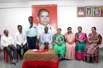 ಸಭೆಯಲ್ಲಿ ಪ್ರಕಾಶ ಬಂಡಿ ಮಾತನಾಡಿದರು. | Kannada Prabha