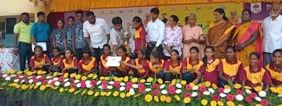 ಗುಬ್ಬಿ ಪಟ್ಟಣದ ಶ್ರೀ ಚನ್ನಬಸವೇಶ್ವರ ಯುವಕ ಕ್ರೀಡಾ ಸಂಘದವತಿ ಯಿಂದ ಭಾಗವಹಿಸಿದ್ದ  ತಮಿಳುನಾಡಿನಲ್ಲಿ ನಡೆದ ರಾಷ್ಟ್ರಮಟ್ಟದ ಖೇಲೋ ಇಂಡಿಯಾ ಕ್ರೀಡಾ ಮೇಳದಲ್ಲಿದ್ವಿ ತೀಯ ಸ್ಥಾನ ಗಳಿಸುವ ಮೂಲಕ ತಾಲೂಕಿಗೆ ಕೀರ್ತಿಯನ್ನು ತಂದಿದ್ದಾರೆ. | Kannada Prabha