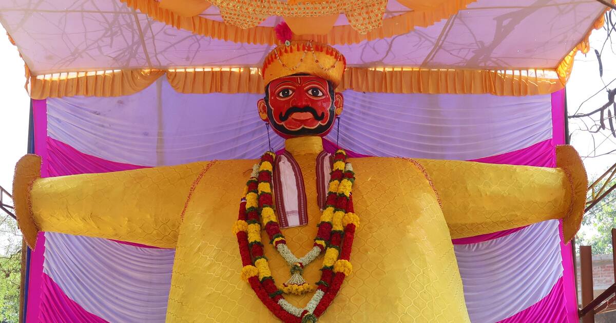 rati manmatha idol installed with enthusiasm