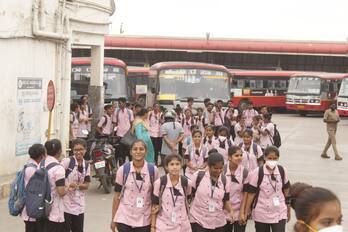 ಬಸ್ ಇಲ್ಲದೇ ಪರದಾಟ: ಆ್ಯಂಬುಲೆನ್ಸ್ ನಲ್ಲಿ ಕಾಲೇಜಿಗೆ ತೆರಳಿದ ನರ್ಸಿಂಗ್ ವಿದ್ಯಾರ್ಥಿಗಳು! | Kannada Prabha